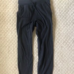 Lululemon black joggers